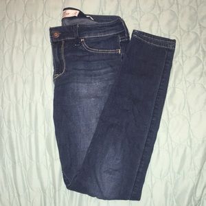 Dark was skinny jeans